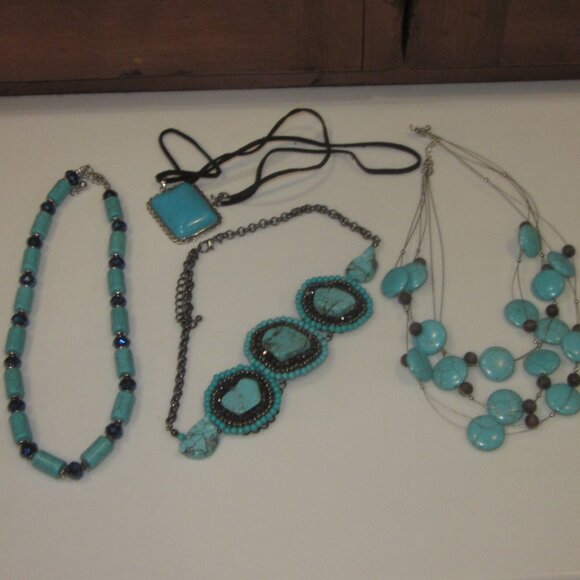 Turquoise Howlite Bundle - Picture 1 of 6